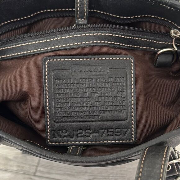 Coach Vintage Hampton Legacy Black Leatherware Tote - Picture 4 of 15